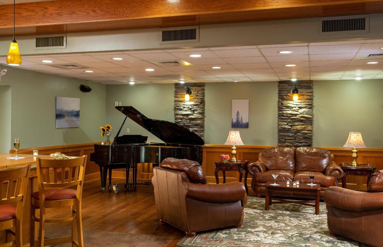 Meadowbrook Inn Blowing Rock Exterior photo