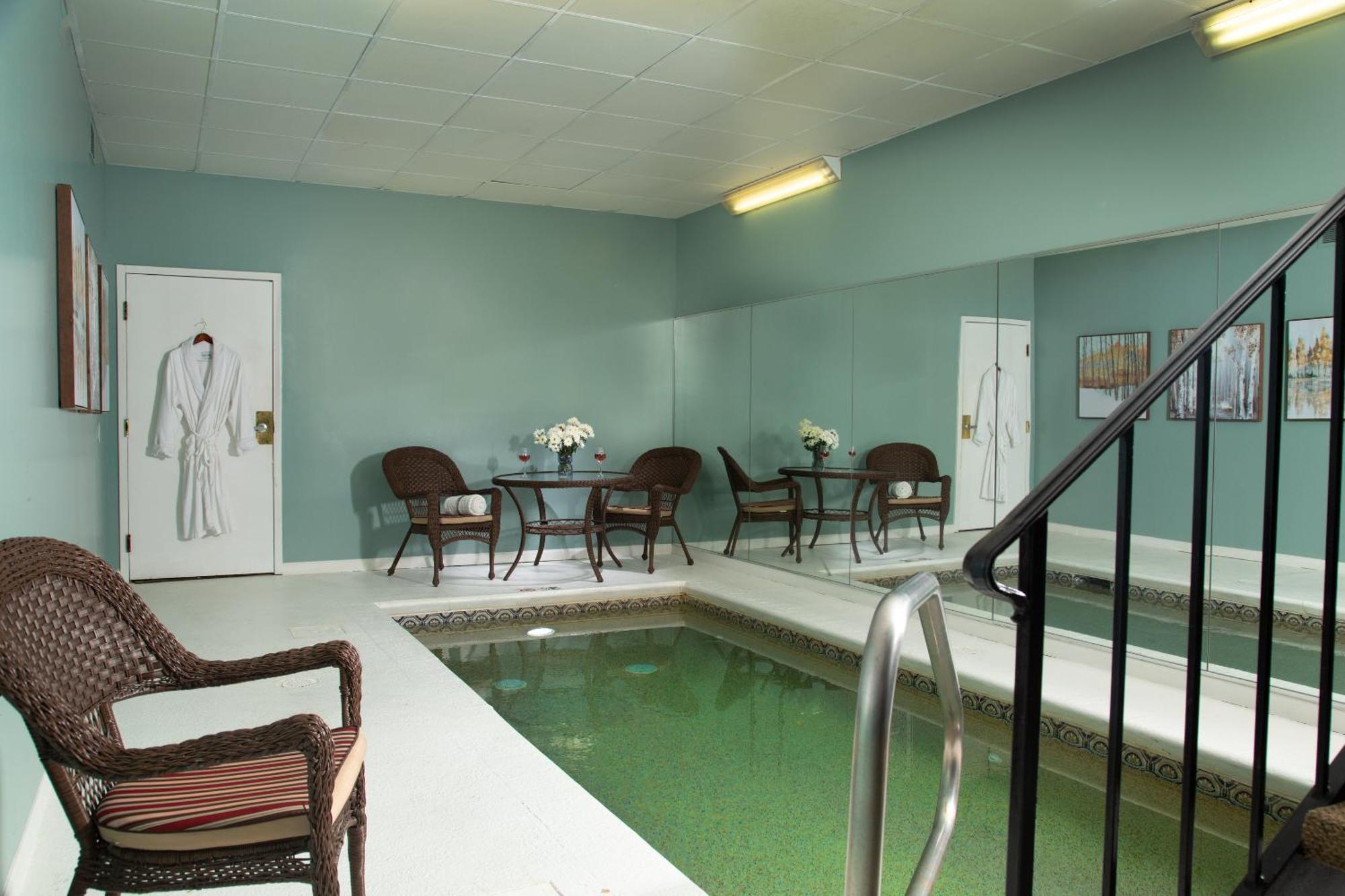 Meadowbrook Inn Blowing Rock Exterior photo