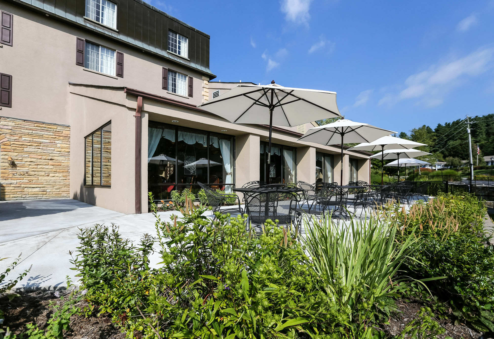 Meadowbrook Inn Blowing Rock Exterior photo