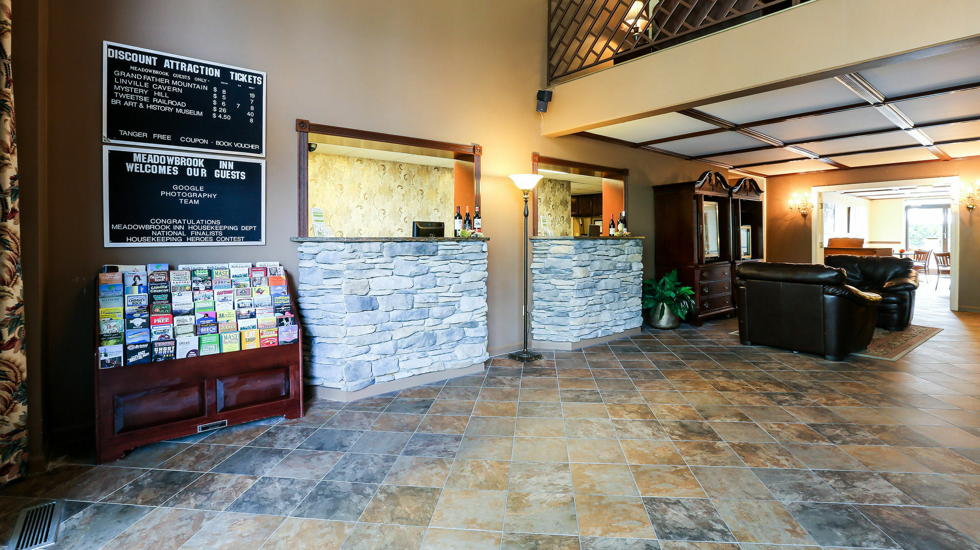Meadowbrook Inn Blowing Rock Exterior photo